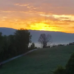 https://apartment-gastehaus-kandlbinder-1.com-bavaria.com
