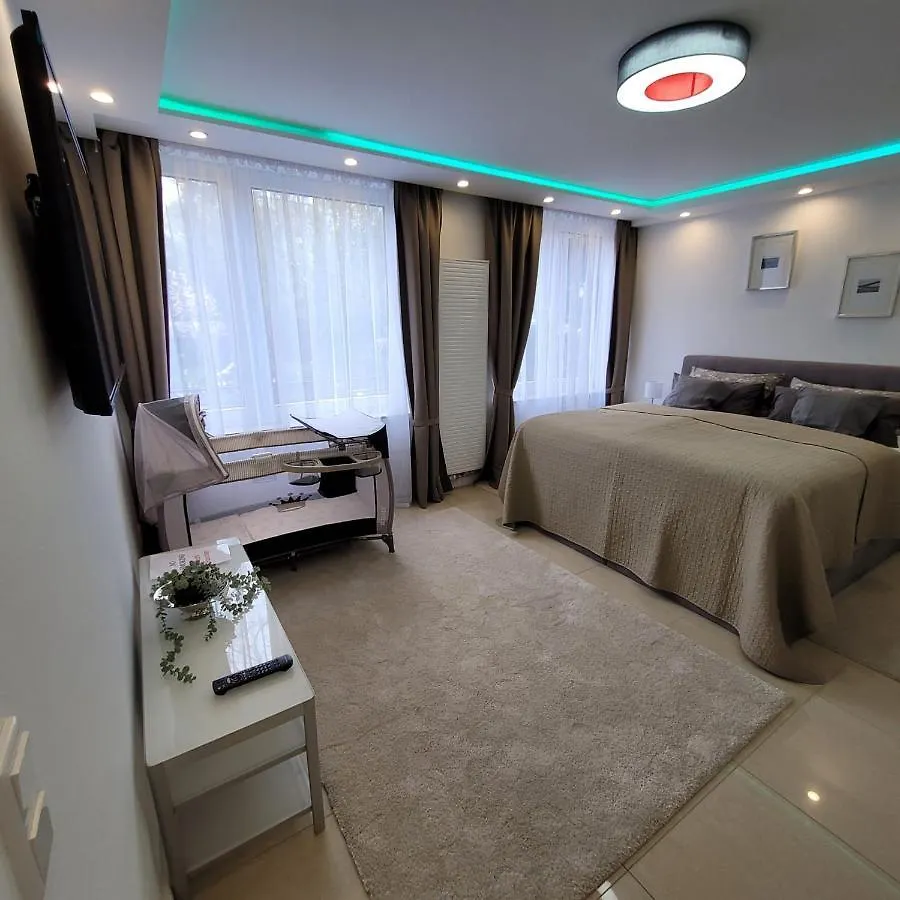 Apartment 3 Zimmer Wohnung - Keine Party Wohnung ! 6 Personen Düsseldorf
