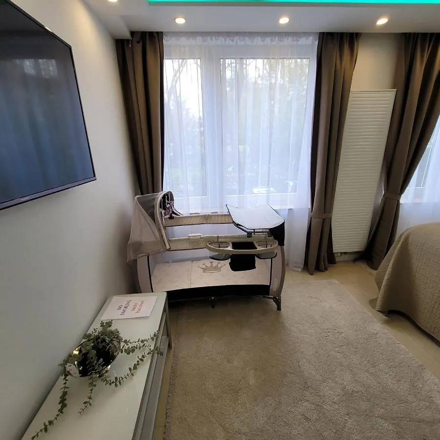 3 Zimmer Wohnung - Keine Party Wohnung ! 6 Personen Düsseldorf